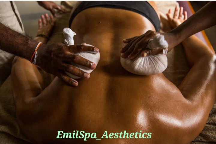 AYURVEDIC MASSAGE.